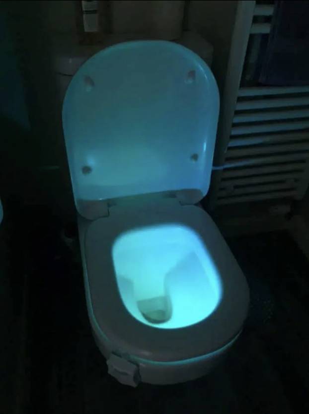 Svjetlo za WC školjku pravi je hit: S njim neće biti 