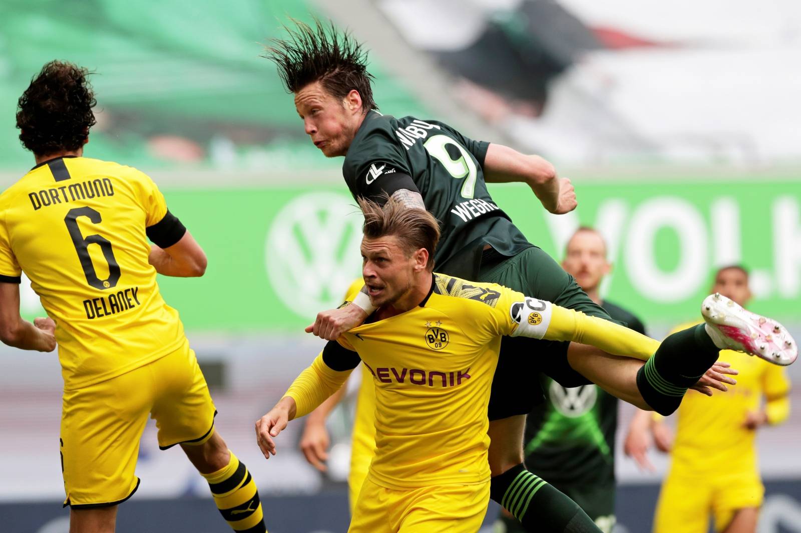 Bundesliga - VfL Wolfsburg v Borussia Dortmund