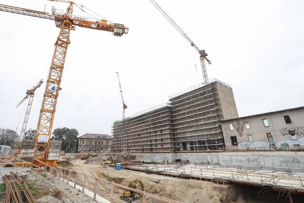 Zagreb: Tomašević s ministrima obišao gradilište multimedijalne Gradske knjižnice i društveno kulturnog centra Paromlin