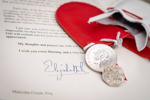 Za svoj 100. rođendan dobio posebnu kraljevsku kovanicu