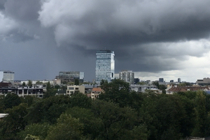 Prizori koji oduzimaju dah: Izmjena oblaka iznad Zagreba