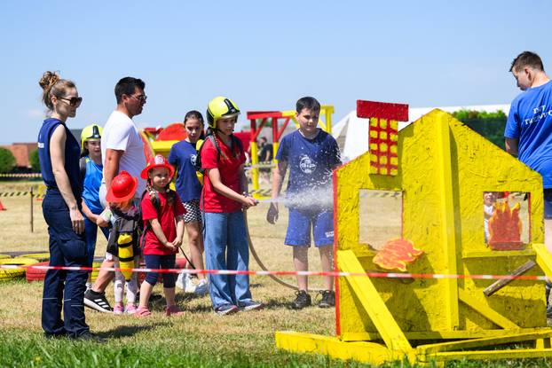 24sata Festival igračaka u Ivanić gradu 