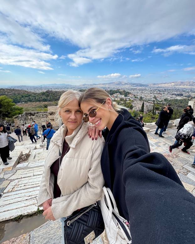 FOTO Argentinski košarkaš zbog ove Srpkinje promijenio je vjeru