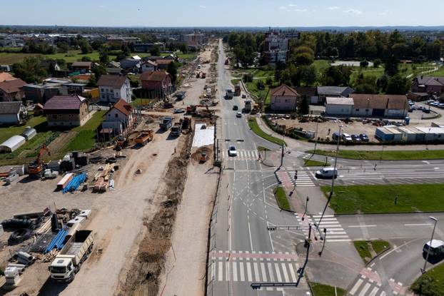 Napredak radova na Sarajevskoj cesti u Novom Zagrebu snimljen iz zraka