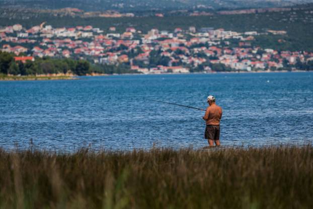 Posedarje:  Kupanje oko crkvice sv. Duha