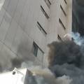 Neredi u Prištini: Na zgradu Vlade bacali su dimne bombe, traže ostavku premijera Kurtija