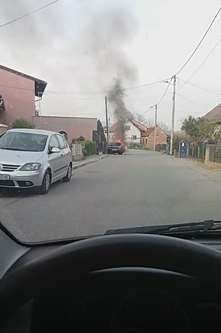 Volkswagen izgorio u Zagrebu: U požaru nije bilo ozlijeđenih