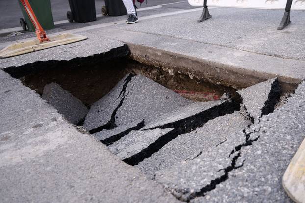 Zagreb: Propao dio ceste u ulici Cerovac