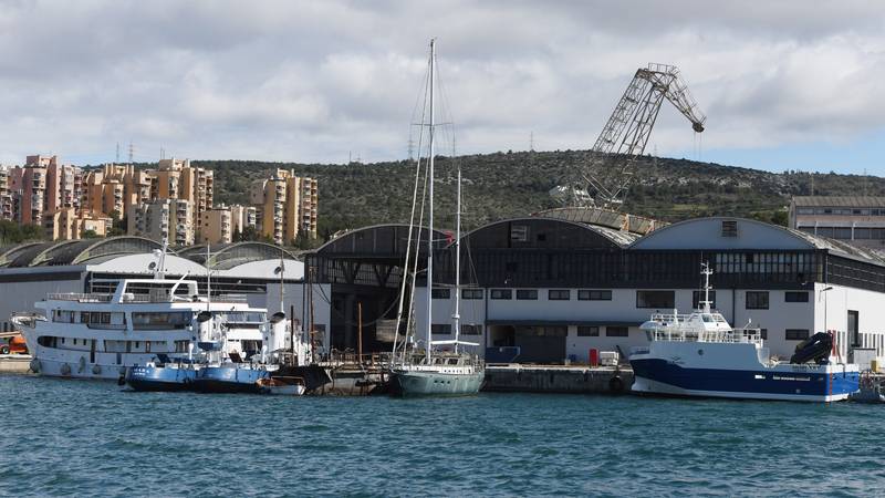 Šibeniški ladjedelnici Iskra podaljšana koncesija za 20 let, načrtovane investicije v višini 30 milijonov evrov