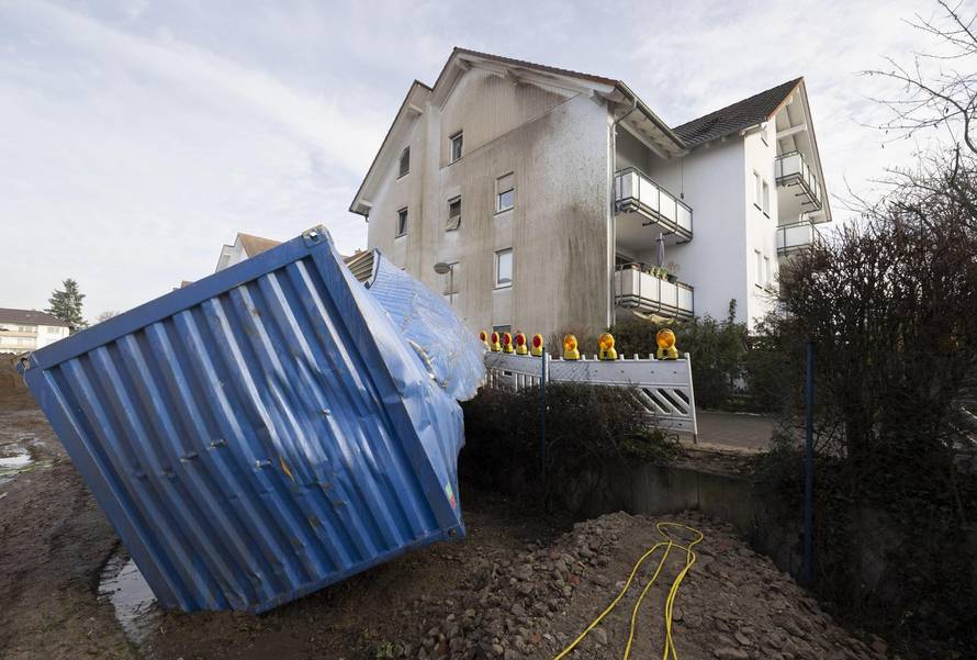 Damage after bomb blast in Hanau