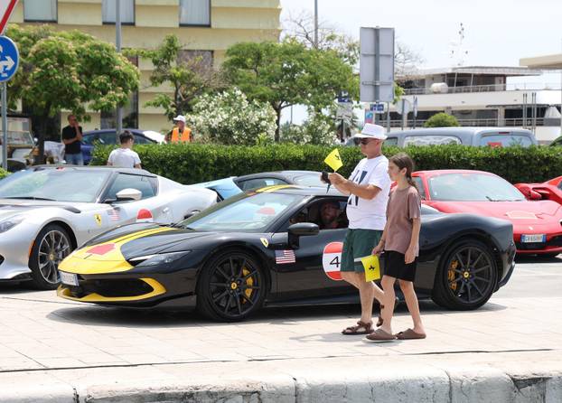 Šibenik: Turneja Ferrari Cavalcade 2026. s više od 120 Ferrarija na šibenskoj rivi