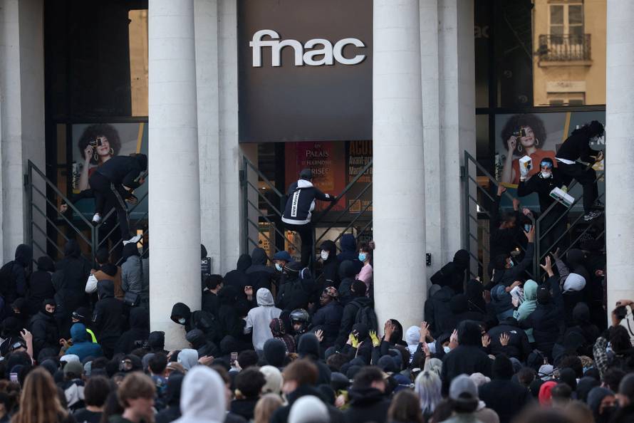 Nationwide protests in France against the cost of living