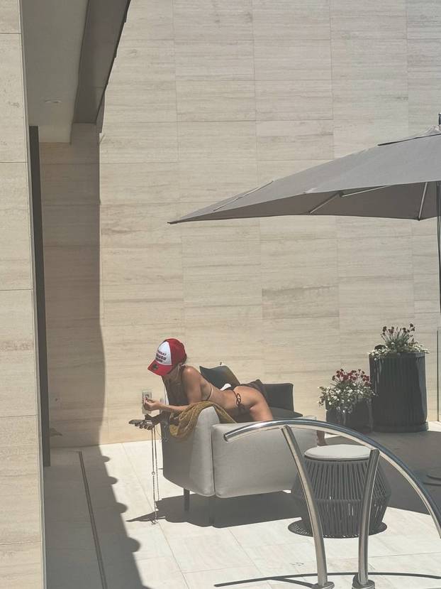 Najbolje tijelo Hollywooda: Jessica Alba kao da ne stari!