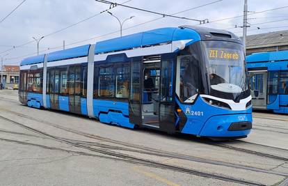 Zagrebom vozi prvi potpuno novi tramvaj