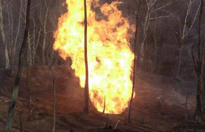 Ukrajina: Pukao je plinovod, plamen se vinuo 10 metara