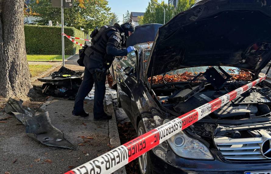 Fire in Munich - large-scale deployment of police and fire department