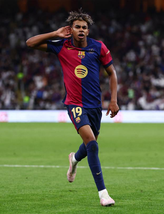 Spanish Super Cup - Final - FC Barcelona v Real Madrid