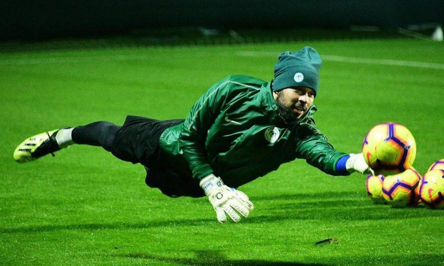 Neće tebe ni'ko ograničavati u 16! Dobio crveni za 20 sekundi