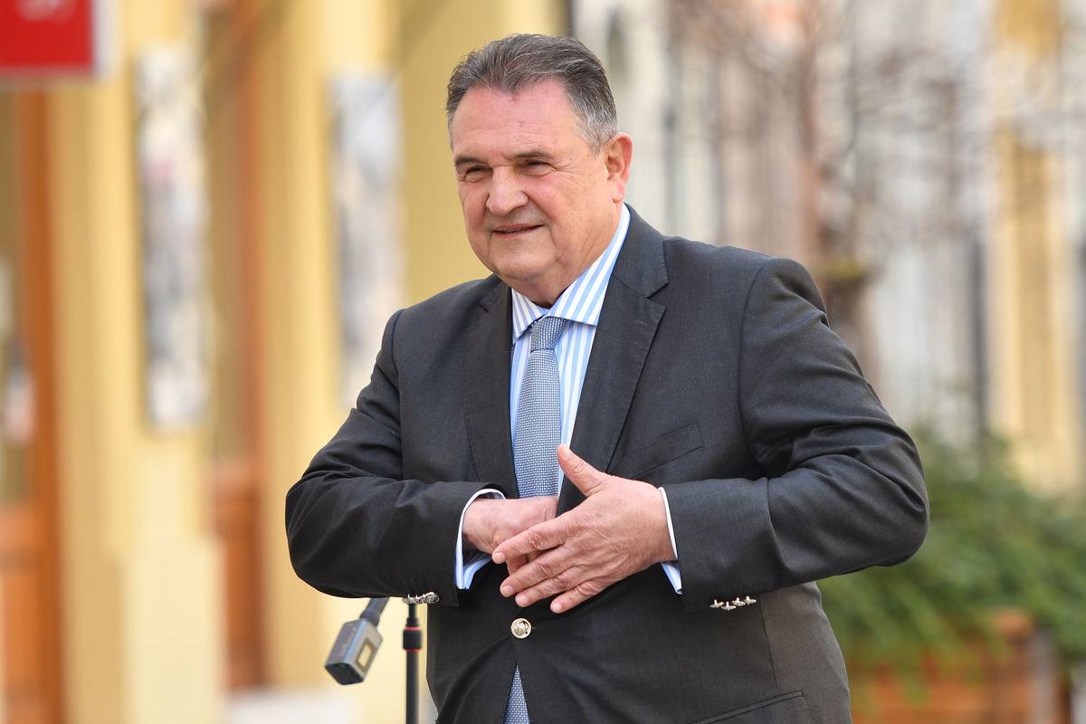Čačić: Nisam presudio Čuraju. Plenković ne bi dao Bačića ni pod prijetnjom pištoljem...