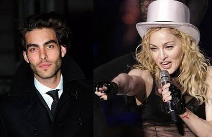 Madonna nakon Luza našla 'zrelijeg' manekena (24)?