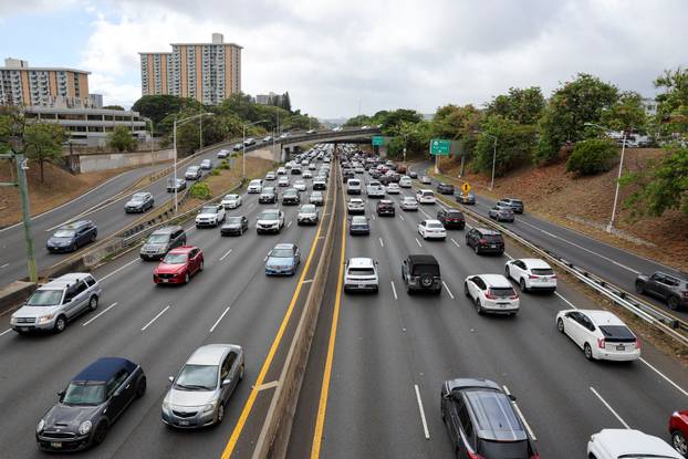 Authorities warn residents of the possibility of destructive tsunami waves in Honolulu