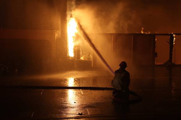 100 FOTOGRAFIJA UŽASA Ovo su vatrogasci snimili u paklu LA-a!