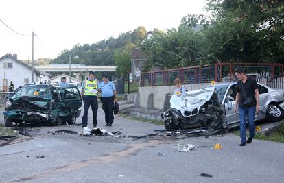 Sudarila su se dva auta: Jedan vozač mrtav, a drugi ozlijeđen
