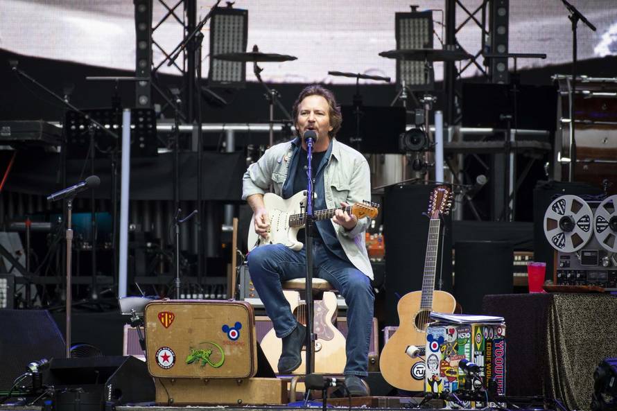 Eddie Vedder Live at Wembley Stadium - London