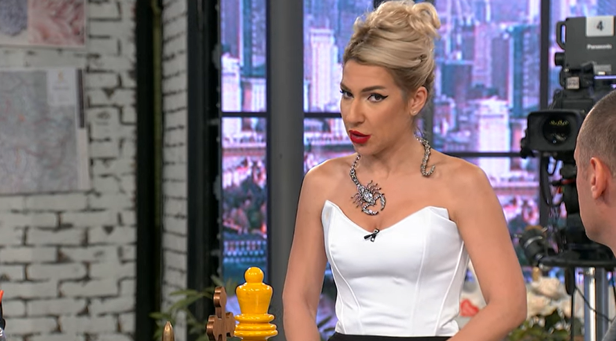 Jovana Jeremić opet iznenadila modnom kombinacijom: Ogrlica privukla svu pažnju gledatelja