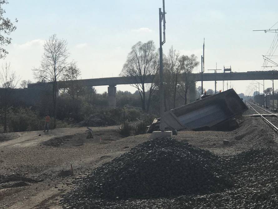 Putnički vlak udario u kamion: Dijete je palo, a majka vrištala