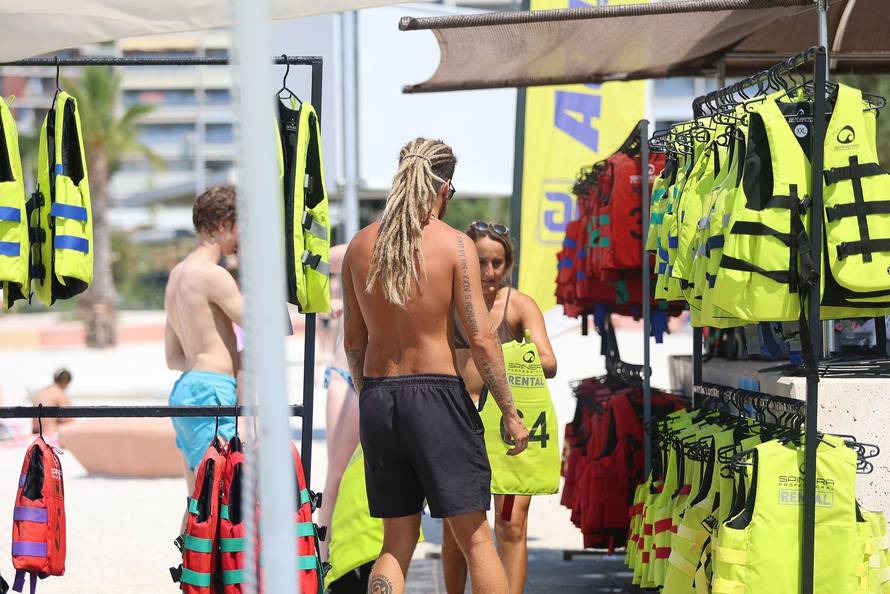 Split: 34 stupnja Celzijevih mnoge su Splićane natjerali na plaže