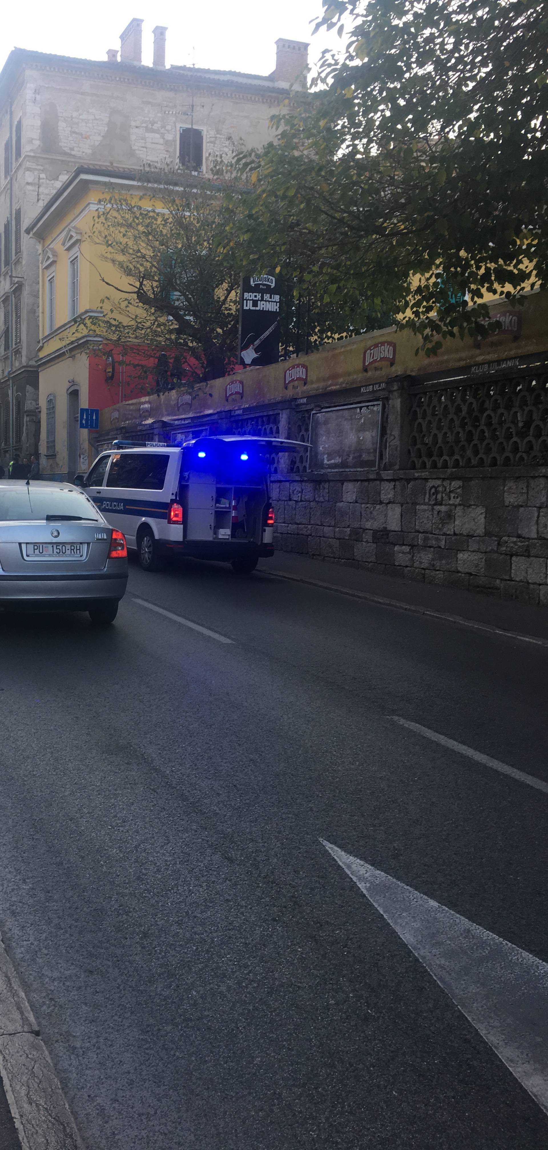 Žena pala na cestu, bus prešao preko nje: Preminula u bolnici...