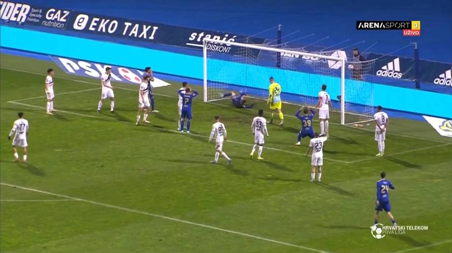 VIDEO Franjić 'oživio' Sivonjića: Kako je uspio promašiti čisti gol
