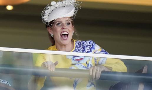 S godi&scaron;njom pla&cacute;om od 22.000 eura i&scaron;la je na 17 odmora u istoj godini. Svi se opet pitaju kako!