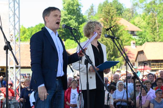 Manifestacija Dani mladosti radosti u Kumrovcu