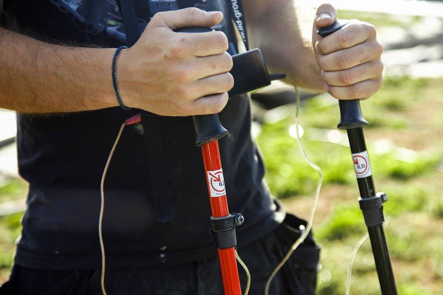 Ravni krov bez briga: brzo lociranje propuštanja i sanacija koja traje