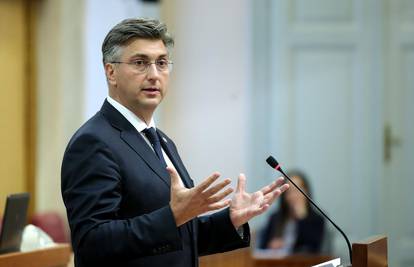 Andrej Plenković: 'U HDZ-u nema nikakve WhatsApp afere'