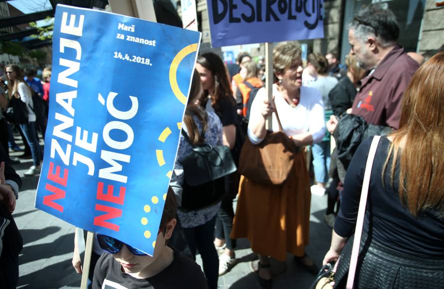 Mars za znanost - pet do 12