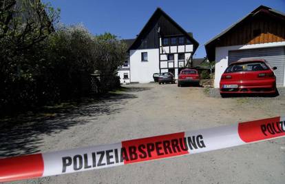 Njemačka: Htio pizzu, pa u zamrzivaču našao tri bebe