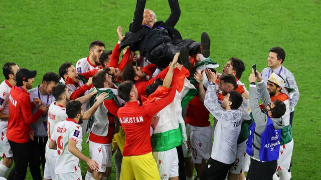 AFC Asian Cup - Round of 16 - Tajikistan v United Arab Emirates