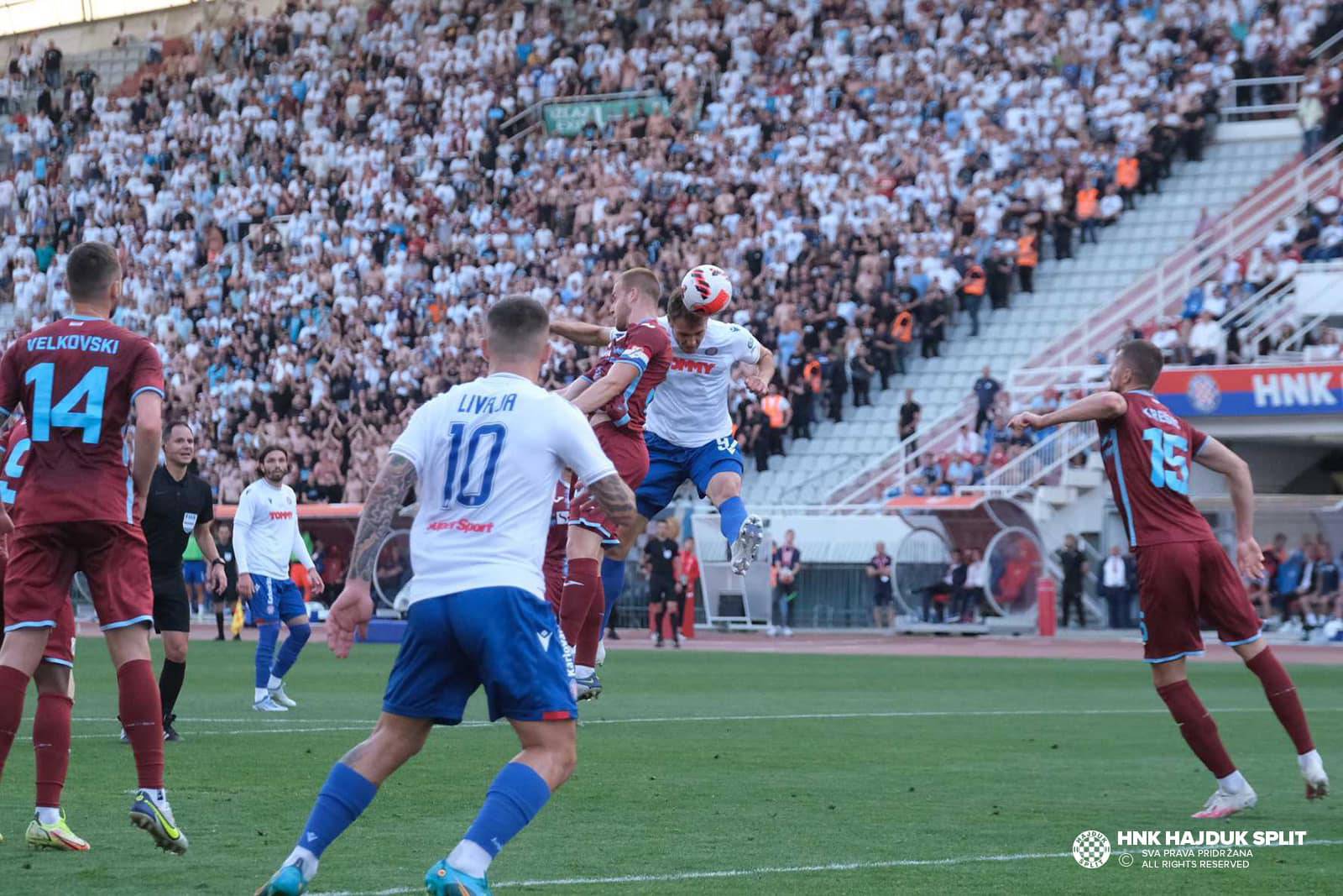 Devetogodišnja suša Hajduka je gotova: 'Bili' uzeli Hrvatski kup!