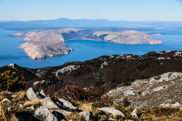Na današnji dan 1999. proglašen je hrvatski nacionalni park Sjeverni Velebit
