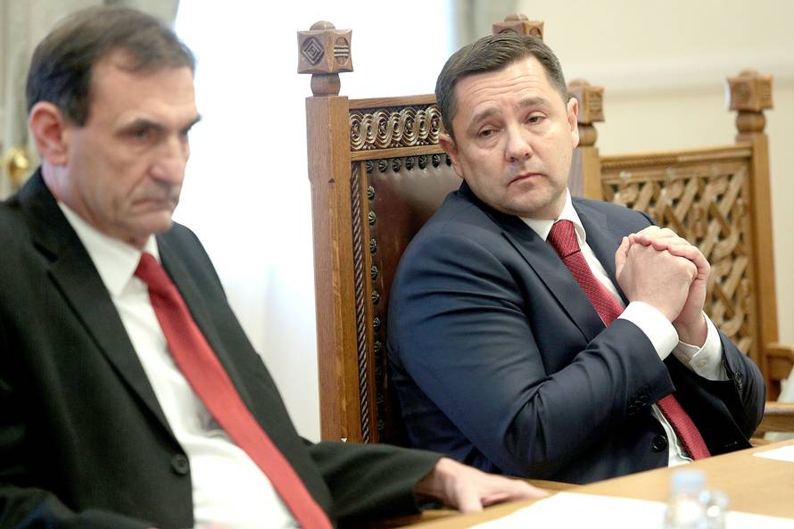 Radman smijenjen, Kovačić je predložen za novog ravnatelja