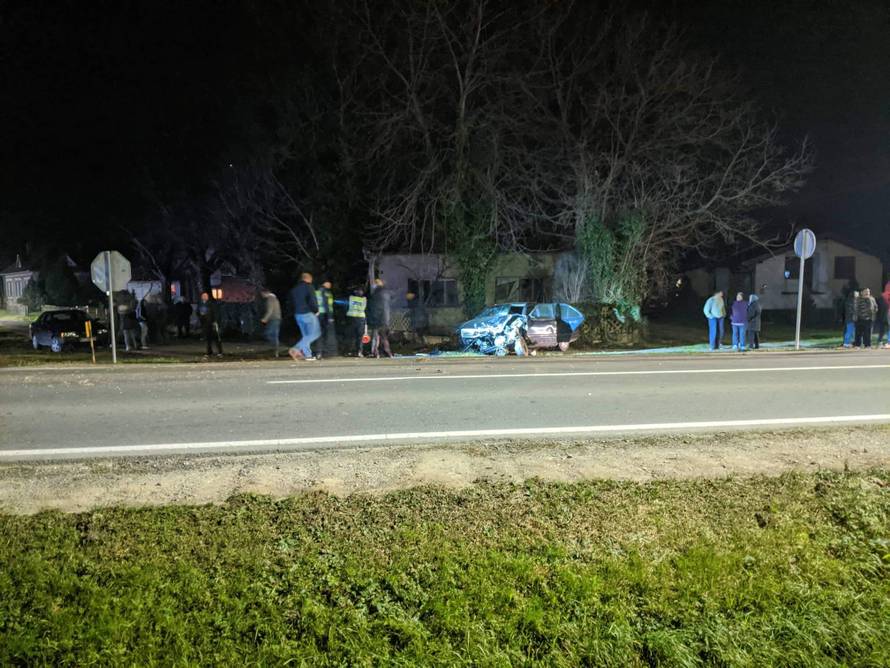 U sudaru dva auta u Špišić Bukovici ozlijeđeno troje ljudi