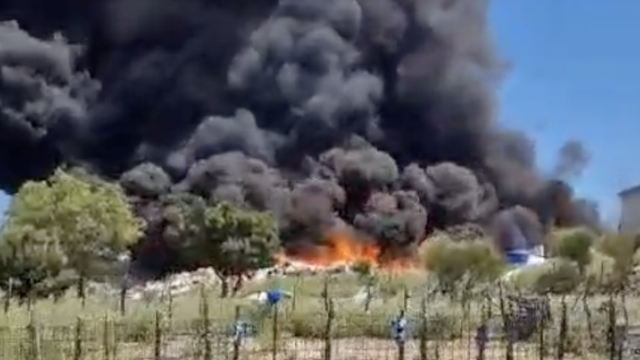 Požar unutar deponija na Cresu: Sve raspoložive snage  na terenu
