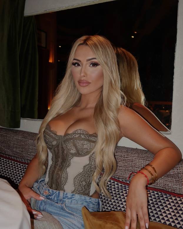 FOTO Koktel ljubavi realovaca i fatalne plavuše: Jedan s njom bio u vezi, drugi ju počeo dejtati