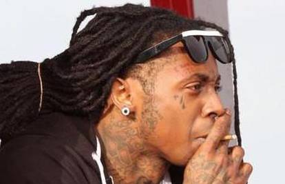 Prijeti mu i ovrha: Lil Wayne duguje skoro 500 tisuća kuna