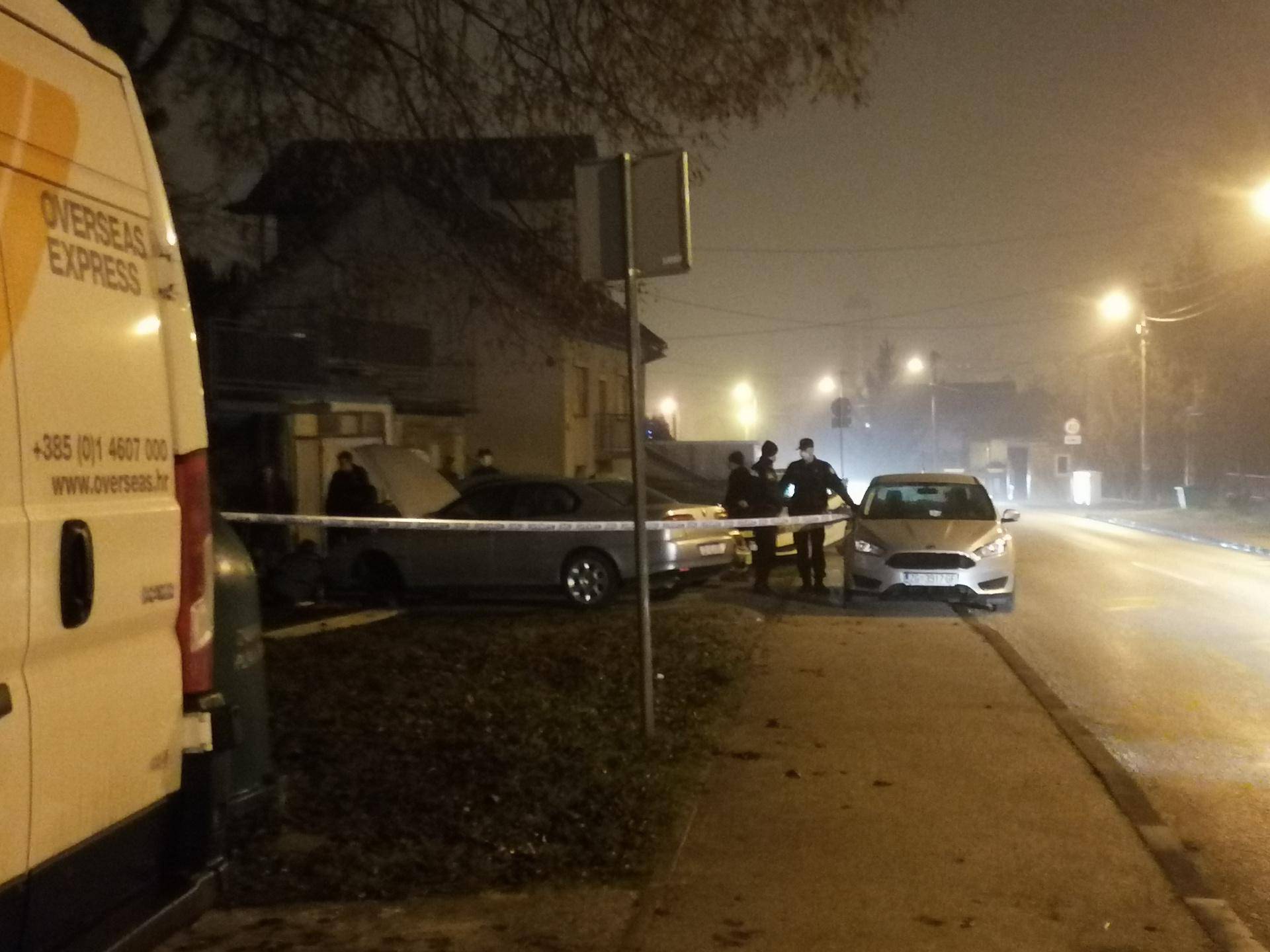 Nesreća u Zagrebu: Auto pao s dizalice, prikliještio muškarca koji je na mjestu preminuo...