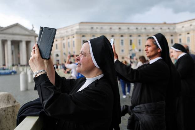 Pope Francis lies in state in St. Peter's Basilica at the Vatican