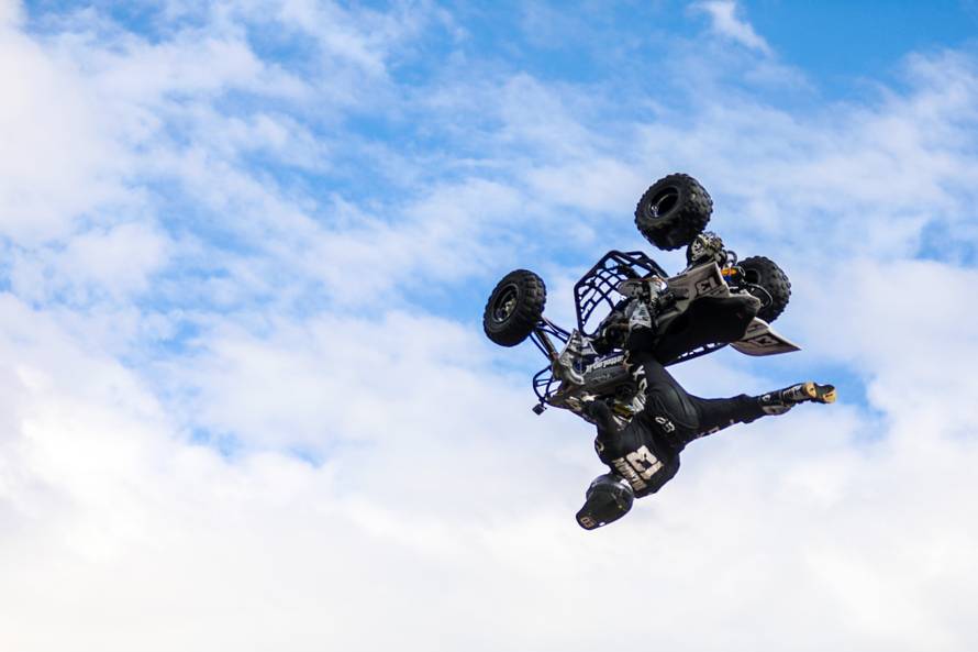 Ispred muzeja Mimara, akobacijama na motoru najavljen Masters of dirt